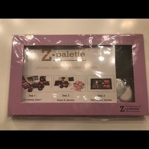 Brand New - Large Z Palette
